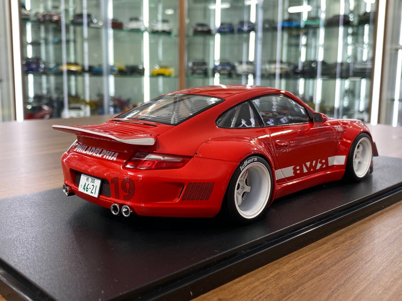 1/18 Metal Diecast IXO Models Porsche RWB 997 in Red