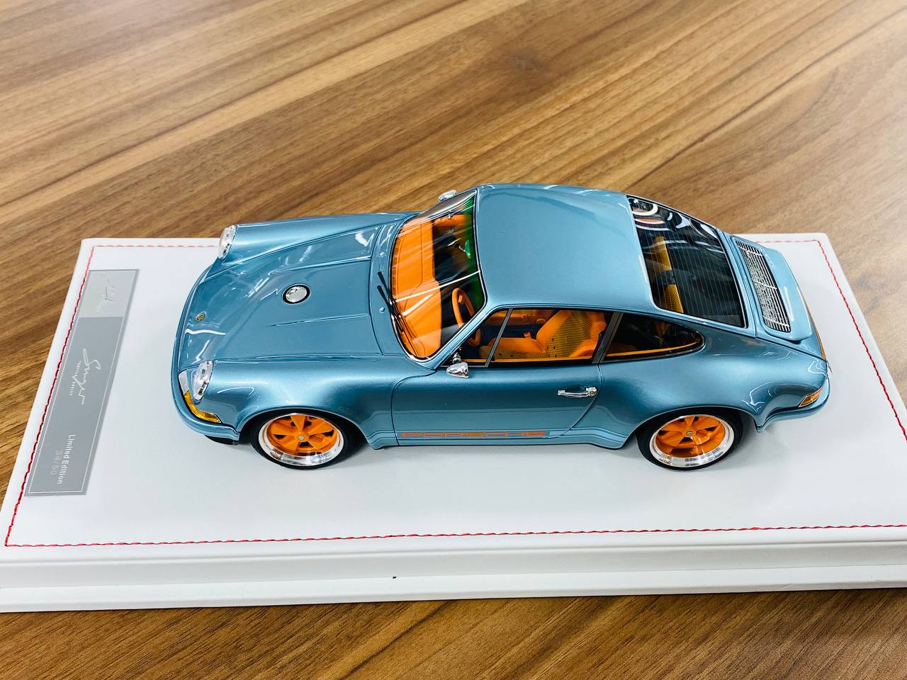 Ivy Model Porsche 911 Singer – 1/18 Resin Model, Ice Blue Metallic, Limited to 50 Units