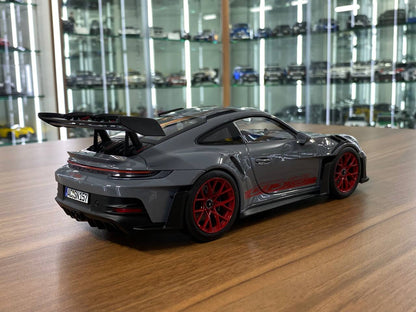 Norev Porsche 911 GT3 RS (2022) - 1/18 Diecast Metal Model, Arctic Grey/Red