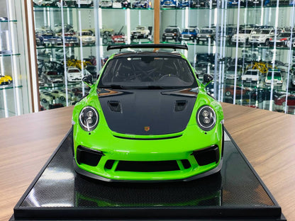 1/8 Resin Dino Models Porsche 911 GT3 RS Lizard Green Limited-20 pcs