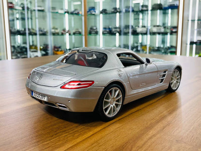 1/18 Diecast Full opening  Maisto Mercedes Benz SLS AMG Silver