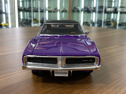 1/18 Diecast Maisto Dodge Charger R/T 1969 Purple