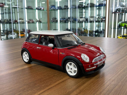 1/18 Metal Diecast Full opening  Bburago Mini Cooper Red