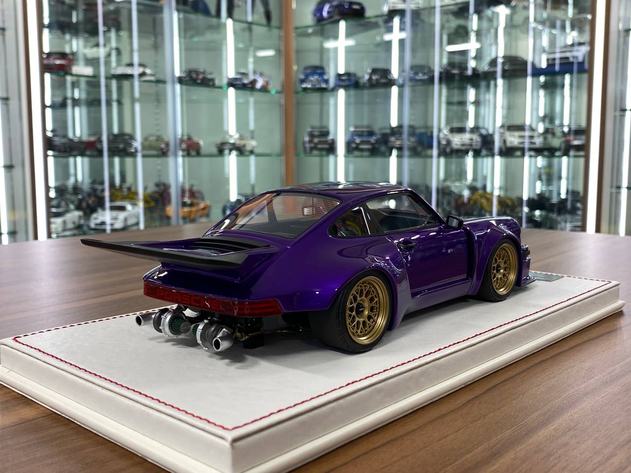 1/18 Resin Model - Porsche KS-R Purple by Runner  (Limited to 30 Pieces)