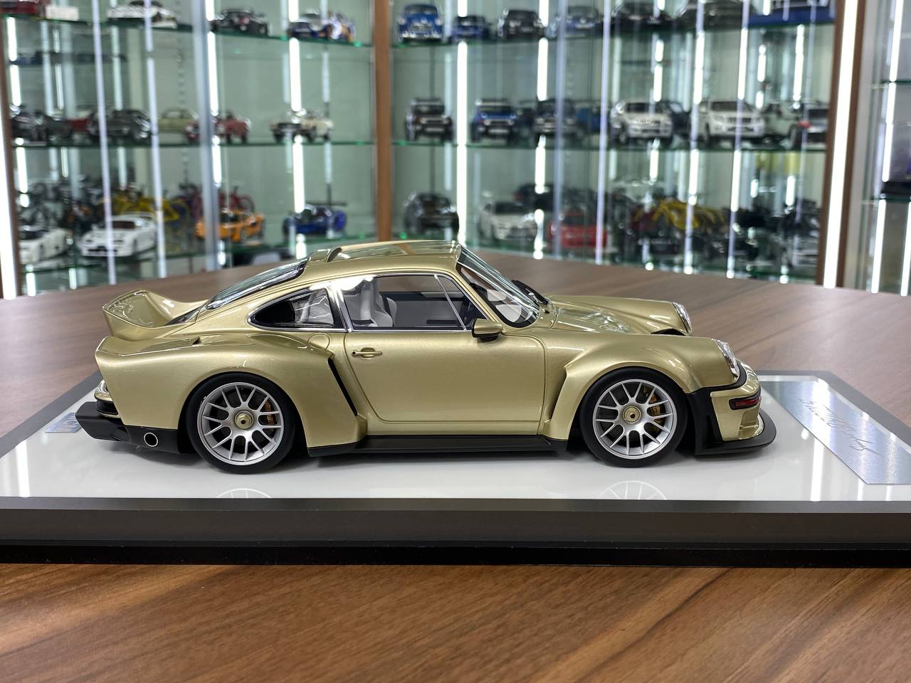 1/18 Resin Model - Porsche Singer 930 DLS by MCM (Golden) | Limited Editon of 99 pcs