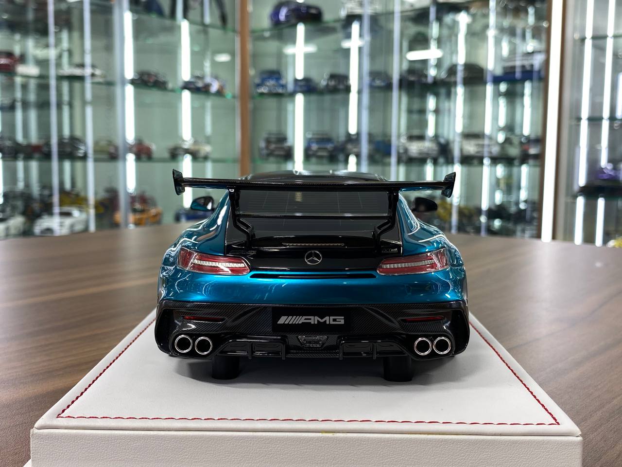 1/18 Resin Model - Mercedes AMG GT Black Series by IVY Model (Teal Blue Metallic)