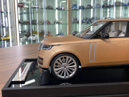 1/18 Resin Land Rover Range Rover Sunset Gold Matt by MotorHelix