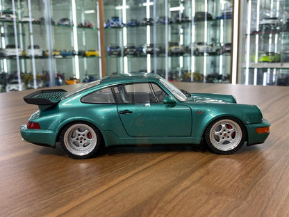 1/18 Diecast Porsche 911 Turbo 964 Green by Solido Model Car