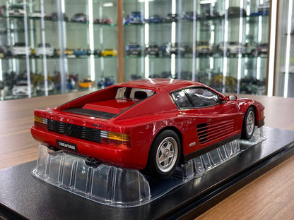 1/18 Resin Ferrari Testarossa 1984 Red by KK Models