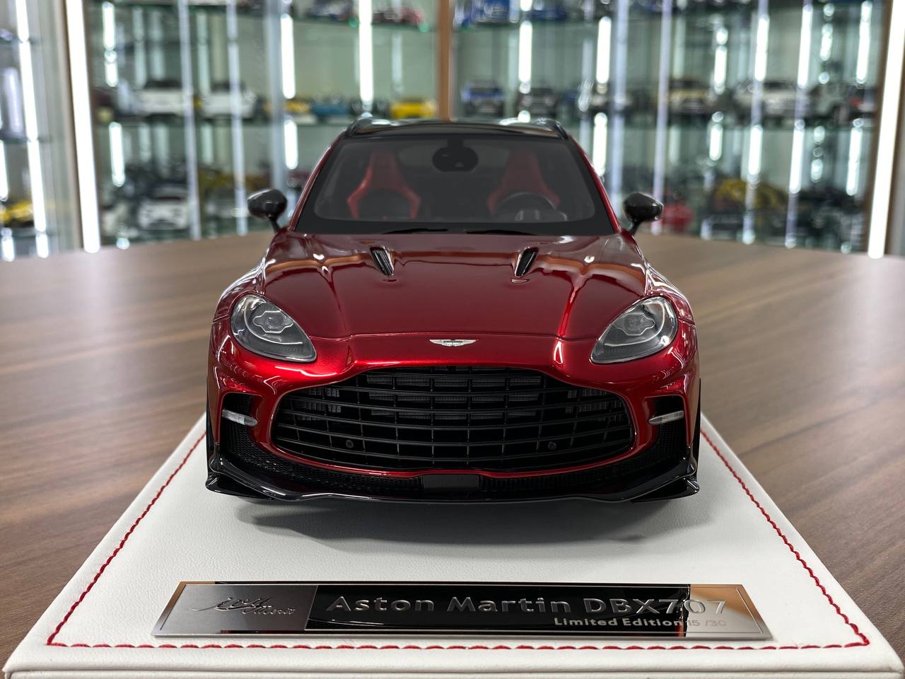 1:18 Resin Model - IVY Model Aston Martin DBX707 (Red)