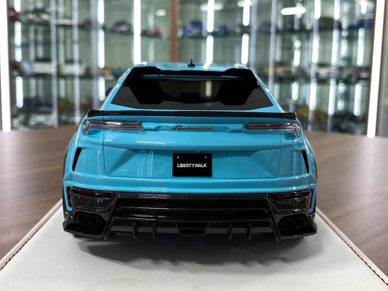 1:18 Resin Model - IVY Model Lamborghini URUS LB Works (Baby Blue)