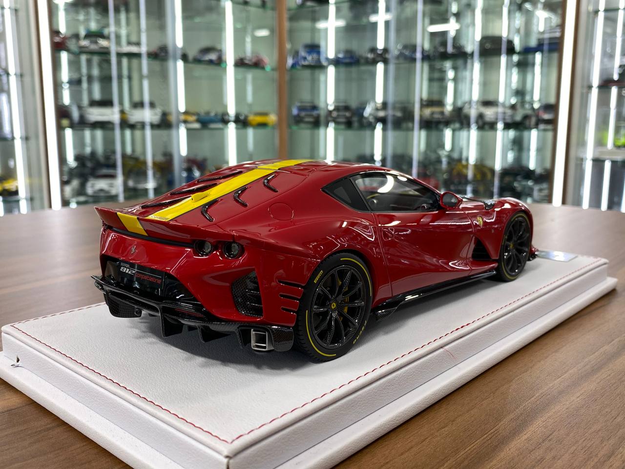 1:18 Resin Model - GL Models Ferrari 812 Competizione (Red)