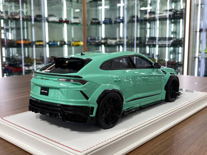 1:18 Resin Model - Lamborghini Urus LB Works by IVY Model (Tiffany)