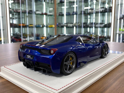 1:18 Resin Model - Ferrari 488 Speciale by Davis & Giovanni (Candy Blue with Blue & White Stripe)