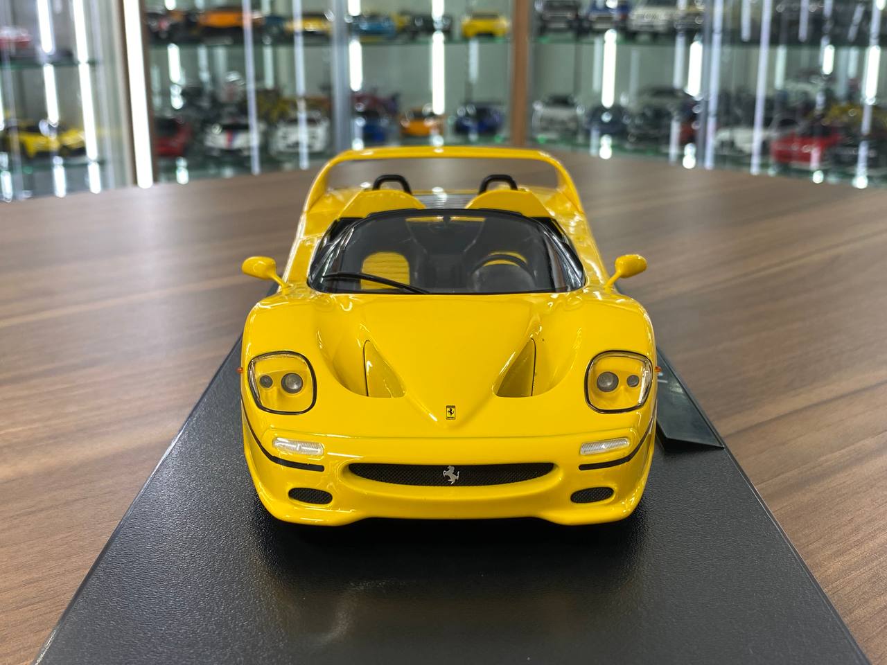 1:18 Diecast – KK Scale Ferrari F50 in Yellow