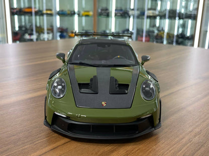 1:18 Diecast – Minichamps Porsche 911 (992) GT3 RS 2024 Weissach Paket Nato Olive with Black wheels