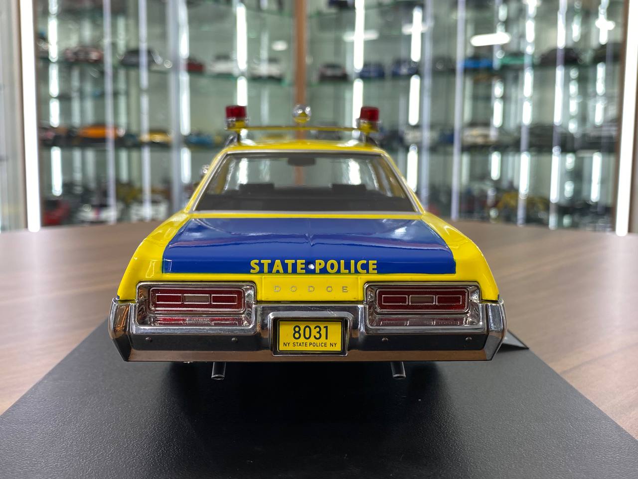 1:18 Diecast – KK Scale Dodge Monaco 1974 New York State Police