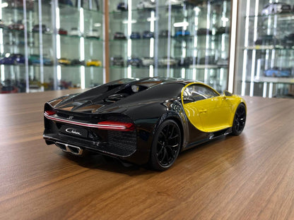 1:18 Diecast Metal – AUTOart Bugatti Chiron – Jaune Molsheim Yellow / Nocturne Black