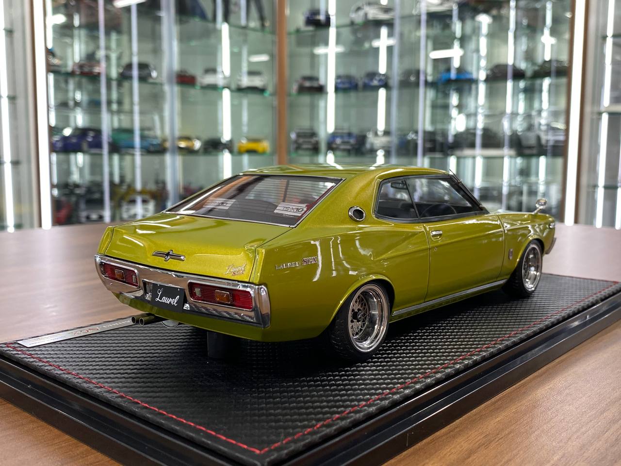 1:18 Resin Model - Ignition Model Nissan Laurel SGX (C130) - Green