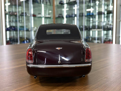 1:18 Diecast Full Opening – Minichamps Bentley State Limousine (Queen Elizabeth II – 2002) – Maroon