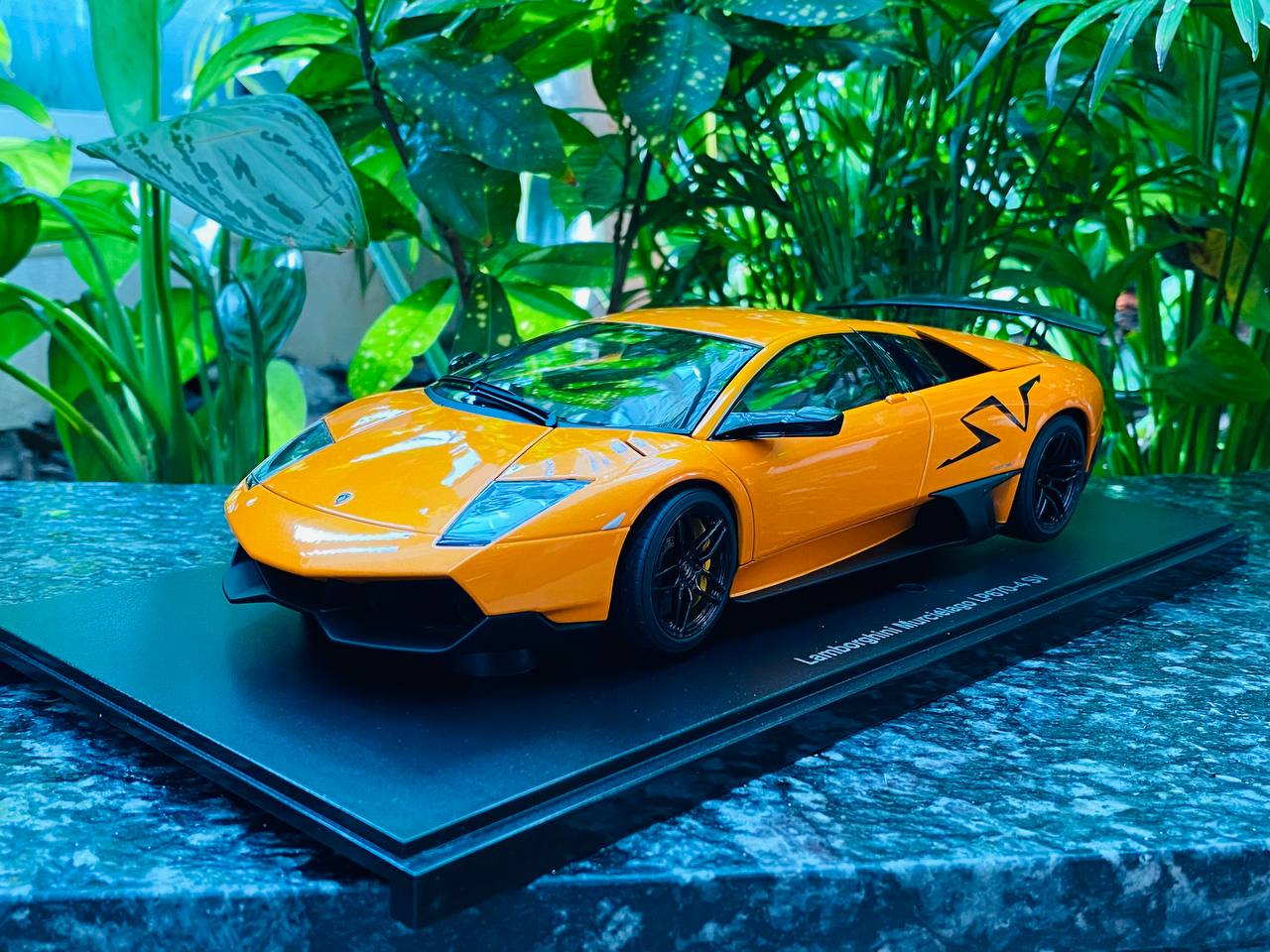 AUTOart Lamborghini Murcielago LP670-4 SV Diecast Model - Orange | 1/18 Scale