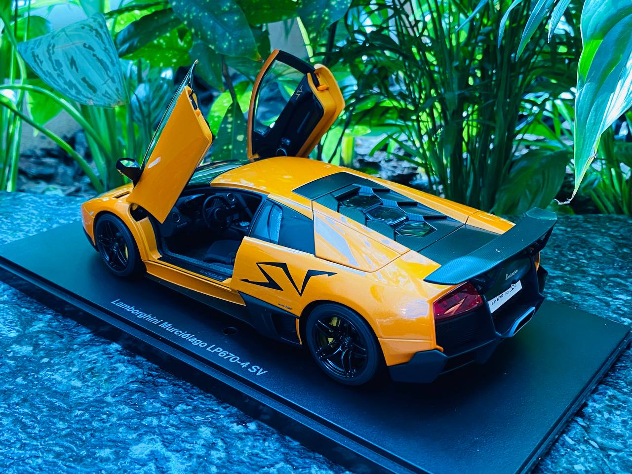 AUTOart Lamborghini Murcielago LP670-4 SV Diecast Model - Orange | 1/18 Scale