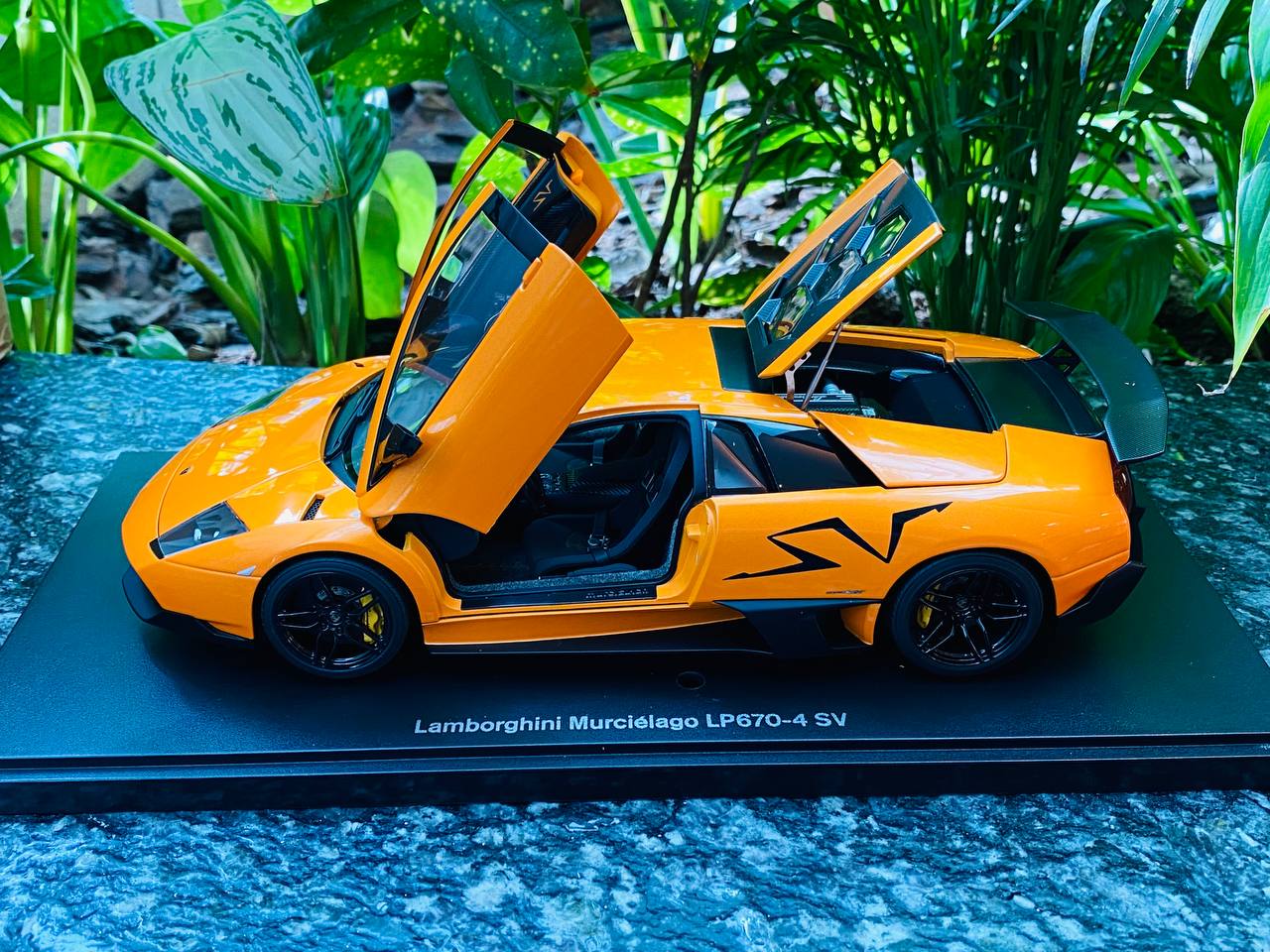 AUTOart Lamborghini Murcielago LP670-4 SV Diecast Model - Orange | 1/18 Scale