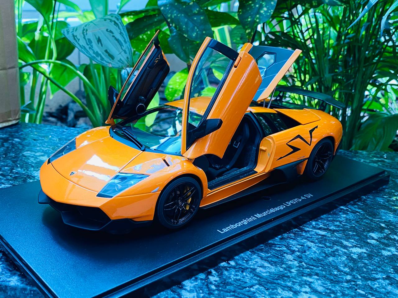 AUTOart Lamborghini Murcielago LP670-4 SV Diecast Model - Orange | 1/18 Scale