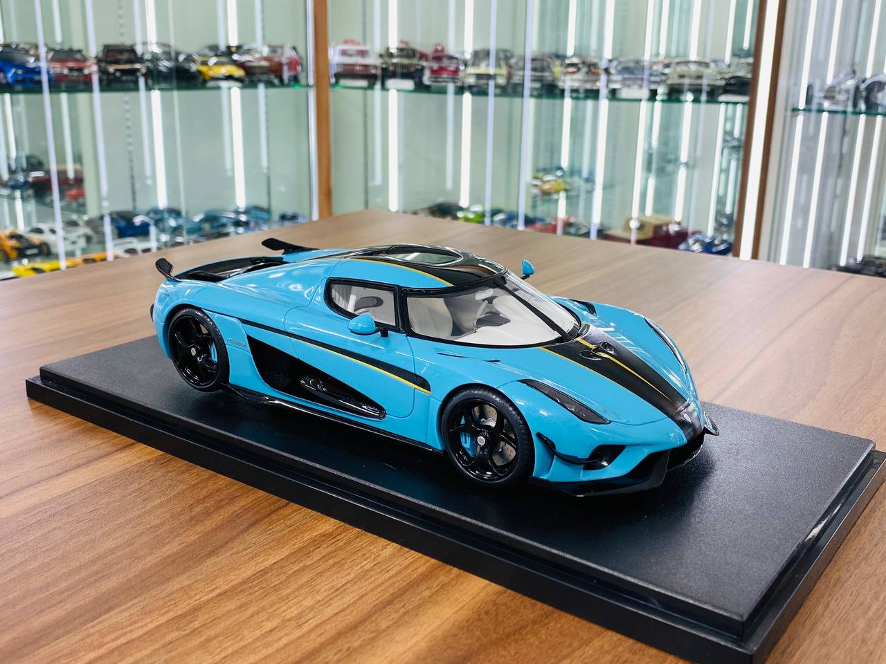 GT Spirit Koenigsegg Regera Resin Model - Baby Blue | 1/18 Scale, Limi ...