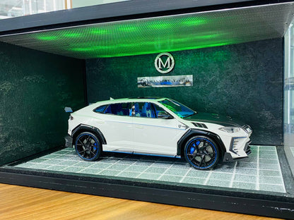 1/18 Diorama with Cullinan Mansory - Premium Collectible