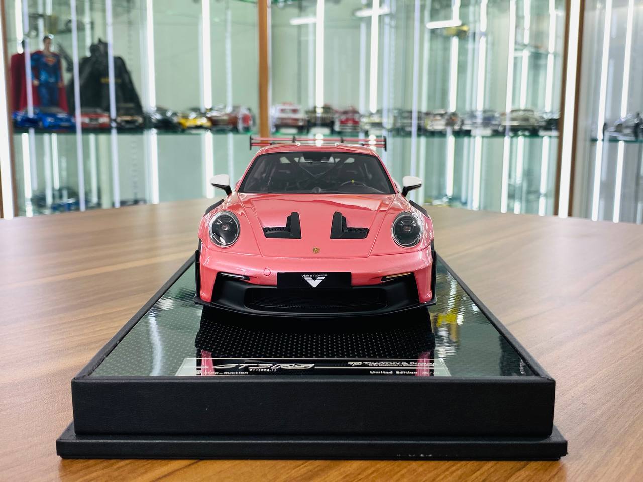 1/18 Resin Model - Timothy & Pierre Porsche 911 GT3 RS Pink Vorsteiner