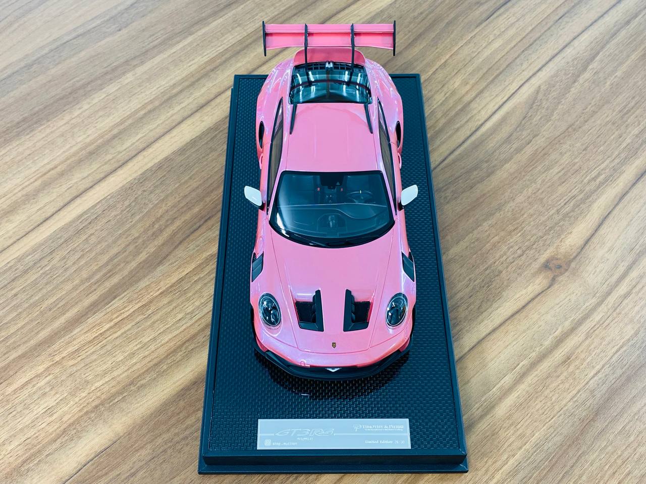 1/18 Resin Model - Timothy & Pierre Porsche 911 GT3 RS Pink Vorsteiner