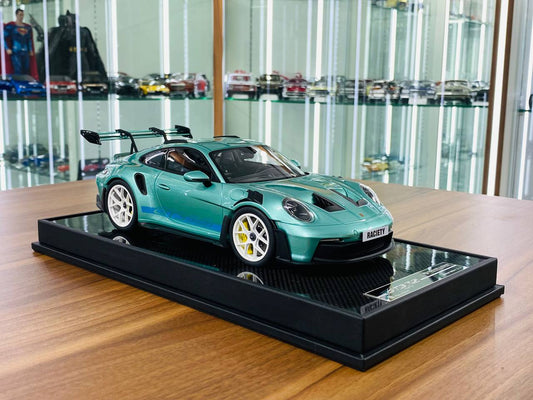 1/18 Resin Model - Timothy & Pierre Porsche 911 GT3 RS Weissach Package Tiffany