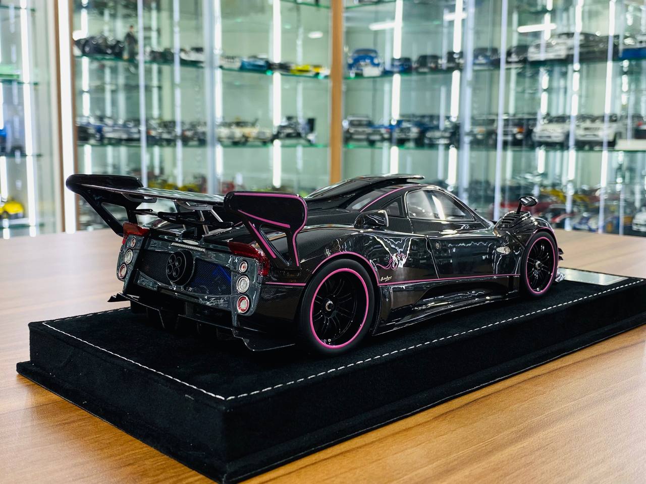 H&H Pagani Zonda 760 RS – 1/18 Resin Model, Zonda 760 JC, Limited 30 pcs.