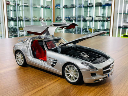 1/18 Diecast Full opening  Maisto Mercedes Benz SLS AMG Silver