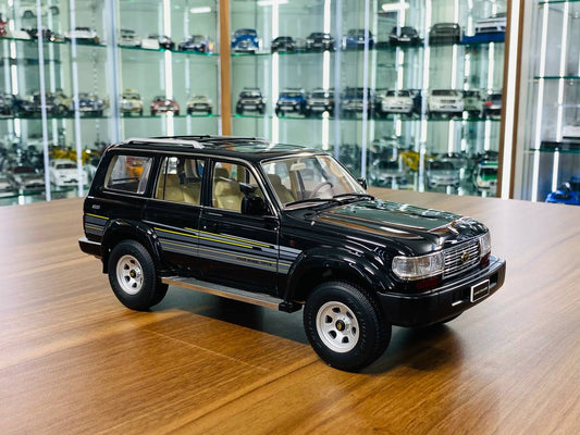 1/18 Diecast Toyota Land Cruiser 80 Black Model Car by KengFai