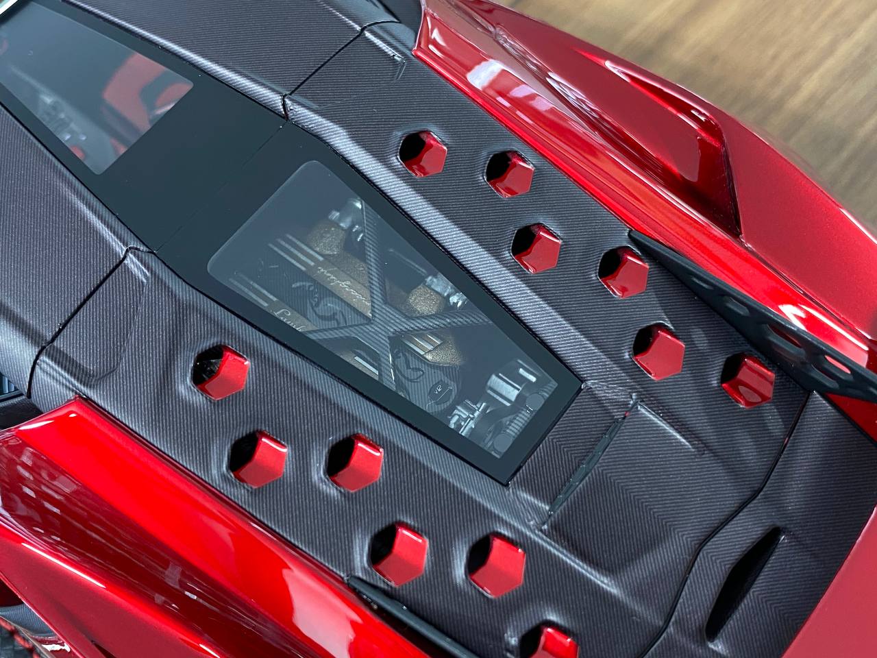 1/18 Resin Model - Lamborghini Invencible by MR Collection (Rosso Efesto)