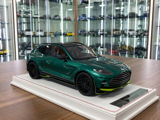 1/18 Resin - IVY Model Aston Martin DBX707 AMR24 Edition