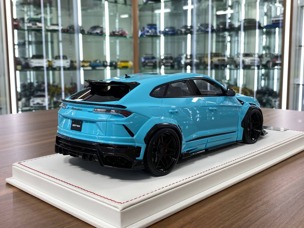 1:18 Resin Model - IVY Model Lamborghini URUS LB Works (Baby Blue)