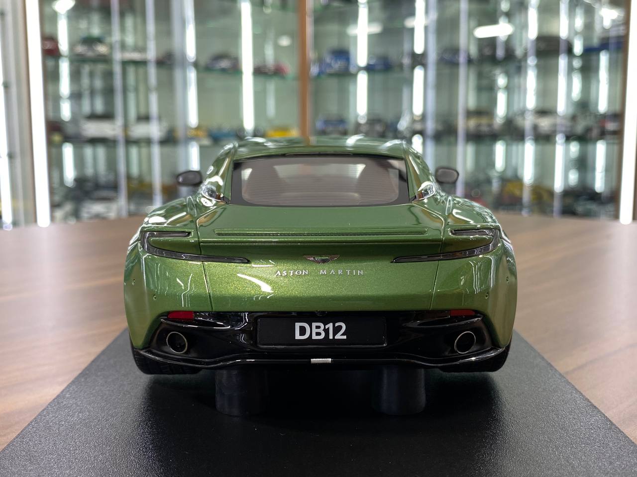 1:18 Resin Model - GT Spirit Aston Martin DB12 (Green)