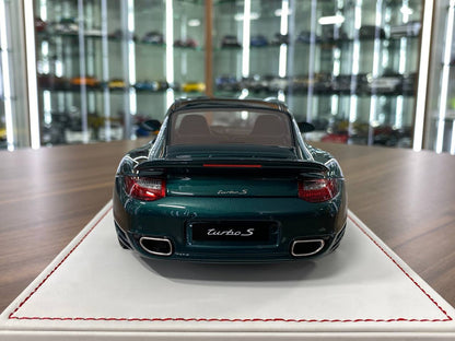 1:18 Resin- Porsche 911 Turbo S (997.2) Dark Green with Black Interior by Ivy Model