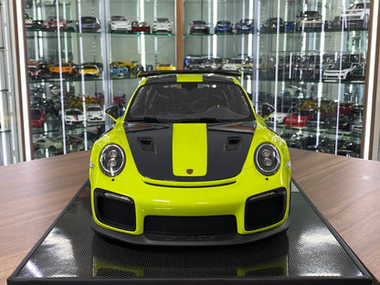 1:8 Resin Model – Dino Models Porsche 911 GT2 RS (Fluorescent Yellow)