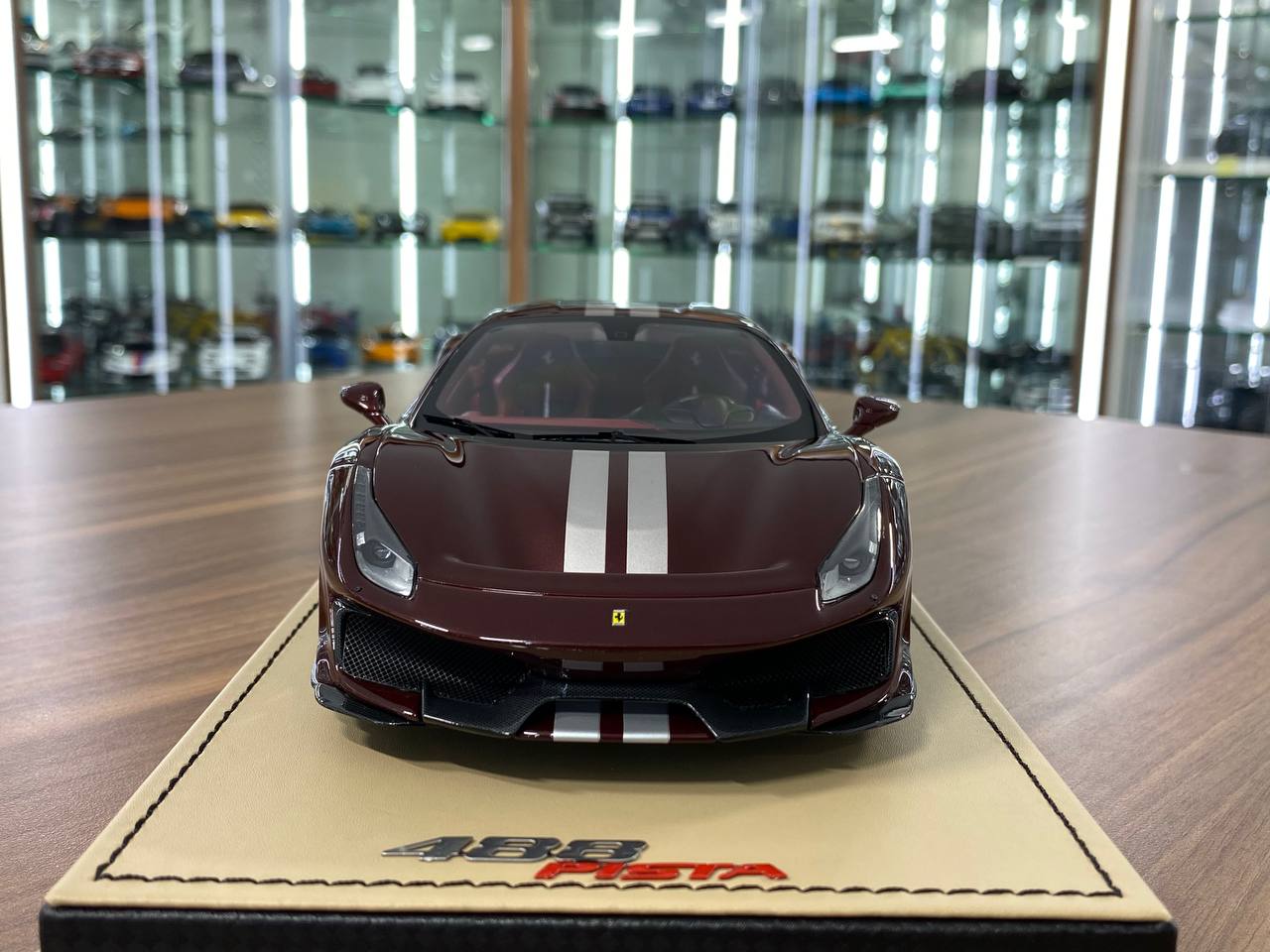 1:18 Resin Model – MR Collection Ferrari 488 Pista Rubino Micalizzato