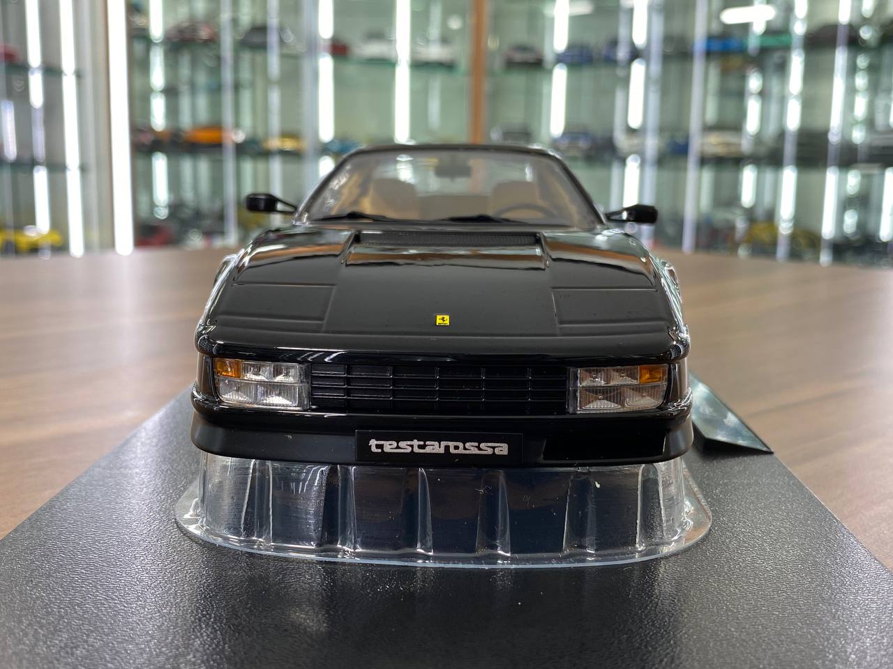 1/18 Diecast  KK Scale Ferrari Testorossa 1986 in Black