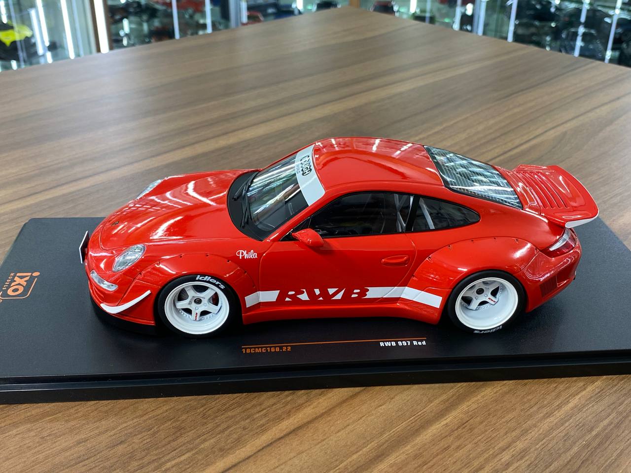 1/18 Metal Diecast IXO Models Porsche RWB 997 in Red