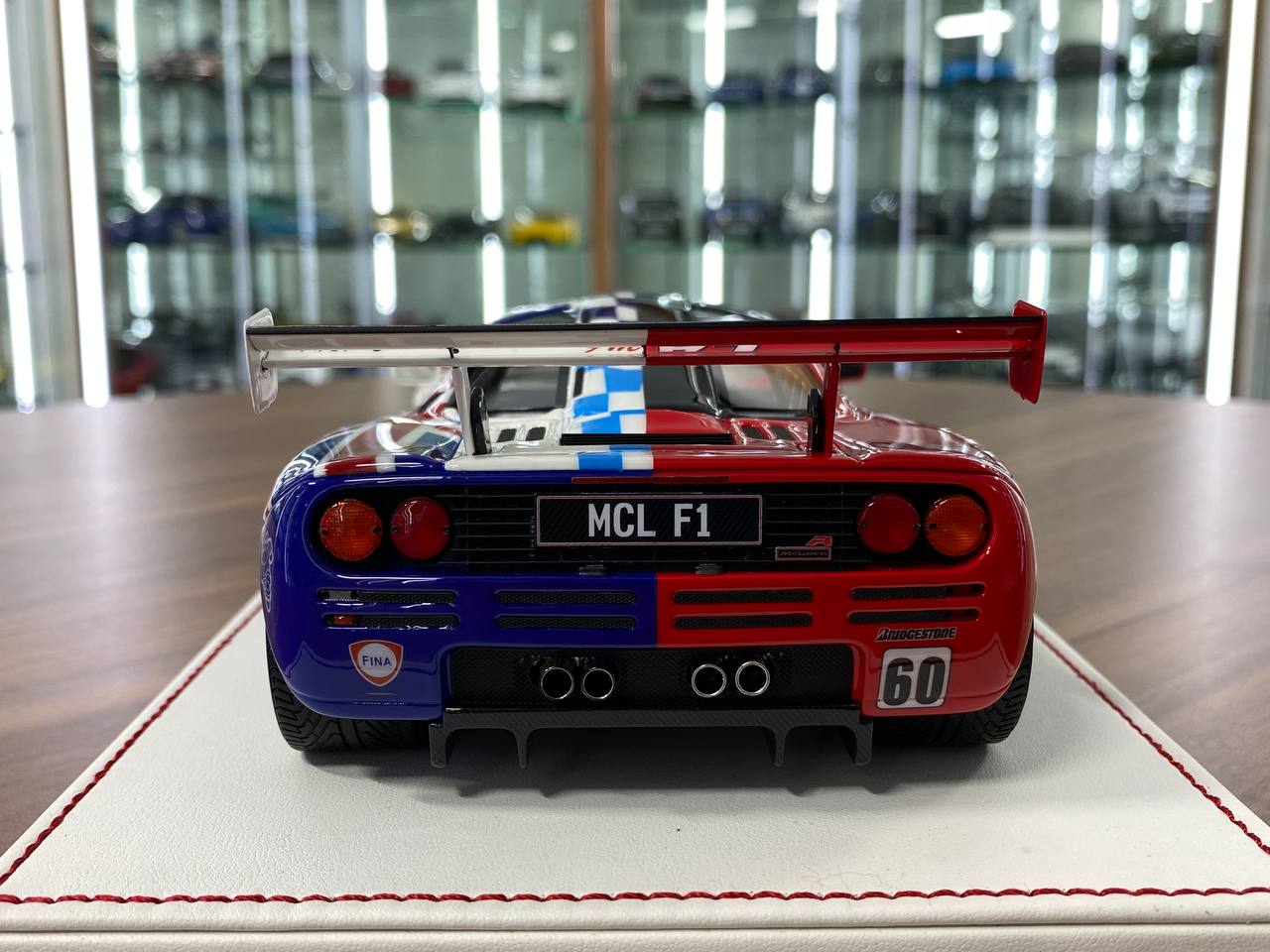 [Extremely RARE] 1:18 Resin Davis & Giovanni McLaren F1 GTR (Fina / Lark Livery) - Limited 1 of 1