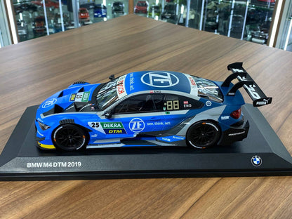 1:18 Diecast – Minichamps BMW M4 DTM 2019 P. Eng, BMW Team RMR #25 – Blue Racing Decal