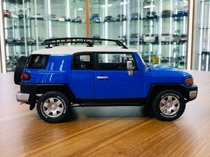 1/18 Diecast Toyota FJ Cruiser Blue by AUTOart Scale Model Car