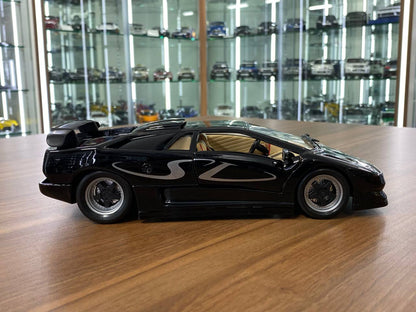 1/18 Diecast Maisto Lamborghini Diablo SV Black