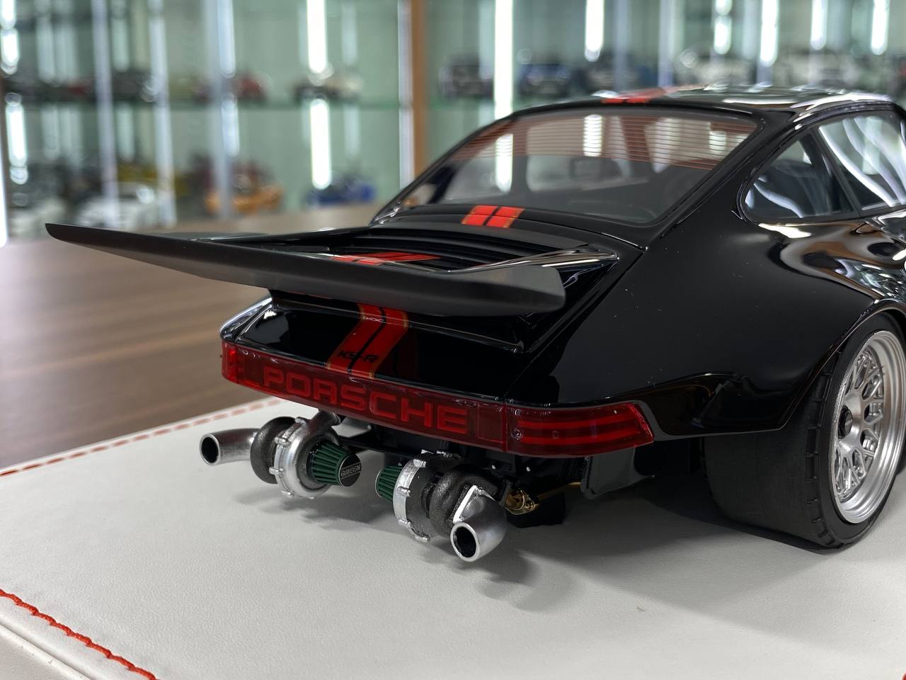 1/18 Resin Porsche KS-R Black by Runner – Limited Edition of 30 [Rare]